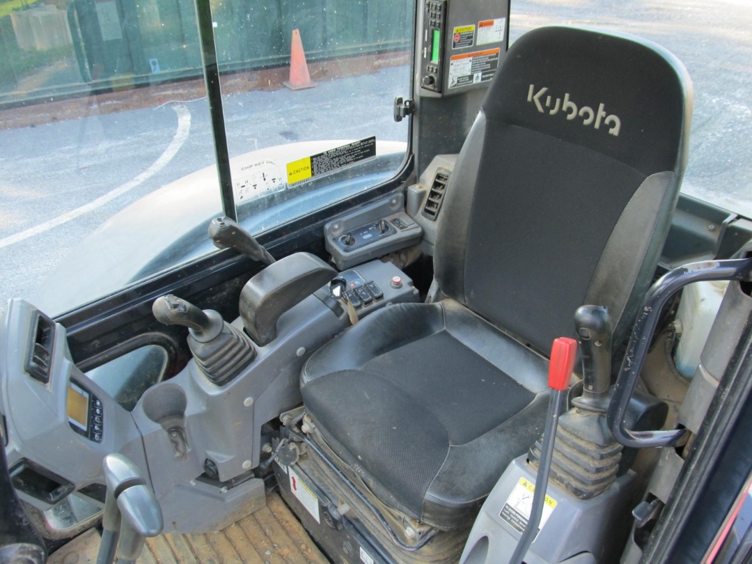 Kubota KX057R3AP