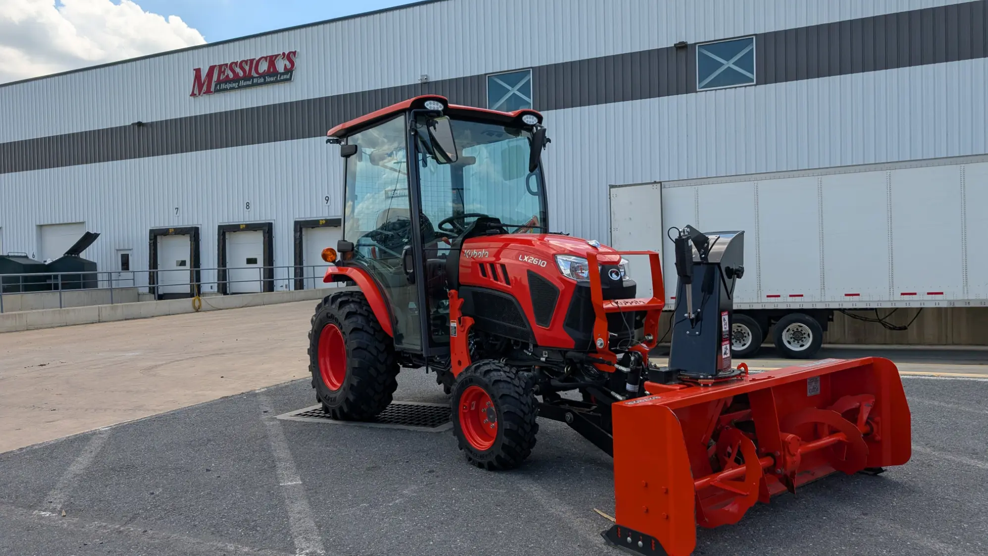 Kubota LX2610HSDC