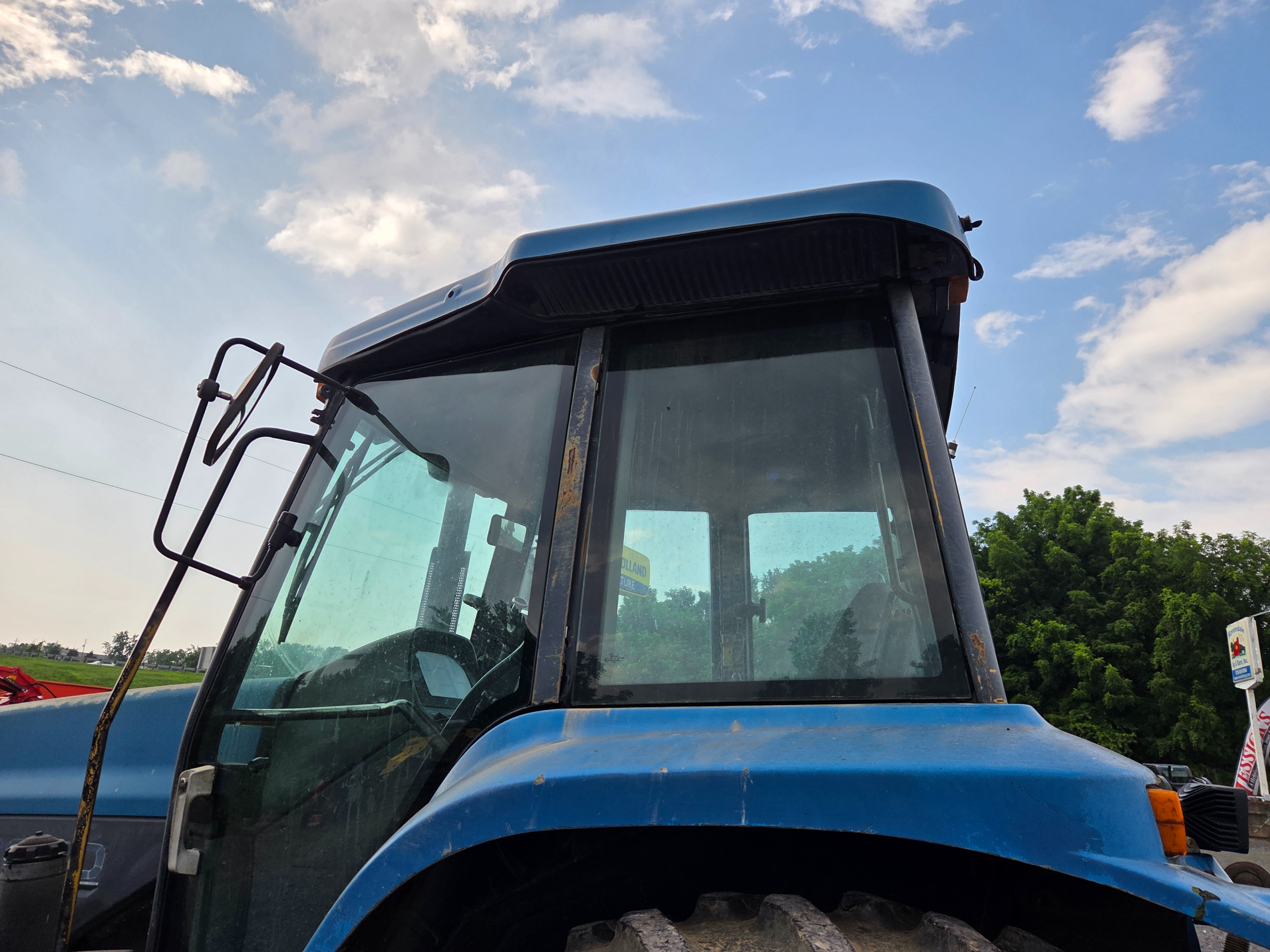 New Holland 8870