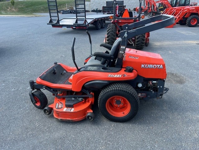 Kubota ZD221-54