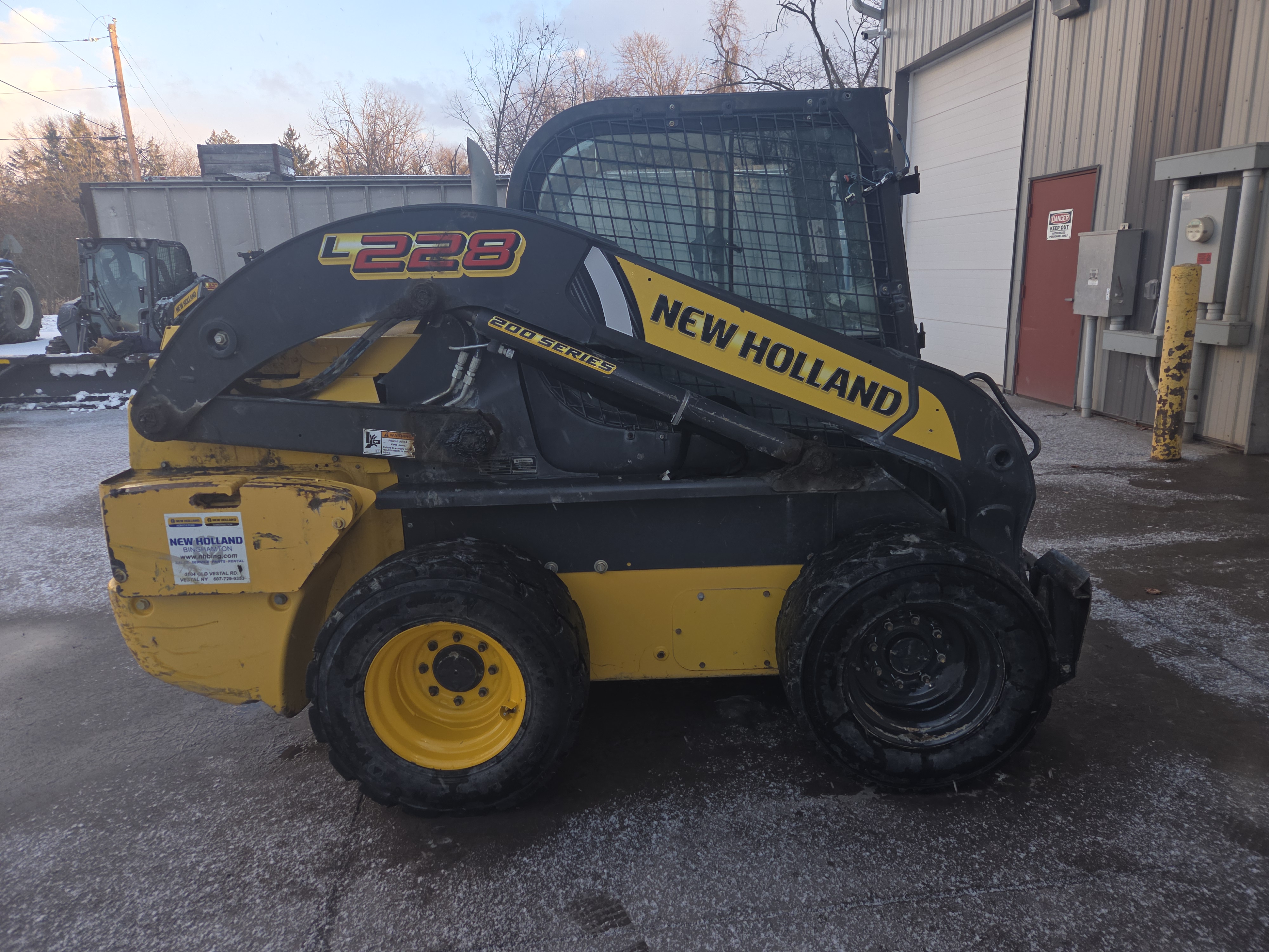 New Holland L228 T4 FINAL