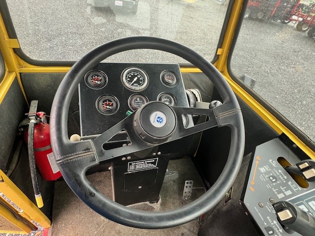 New Holland 1089