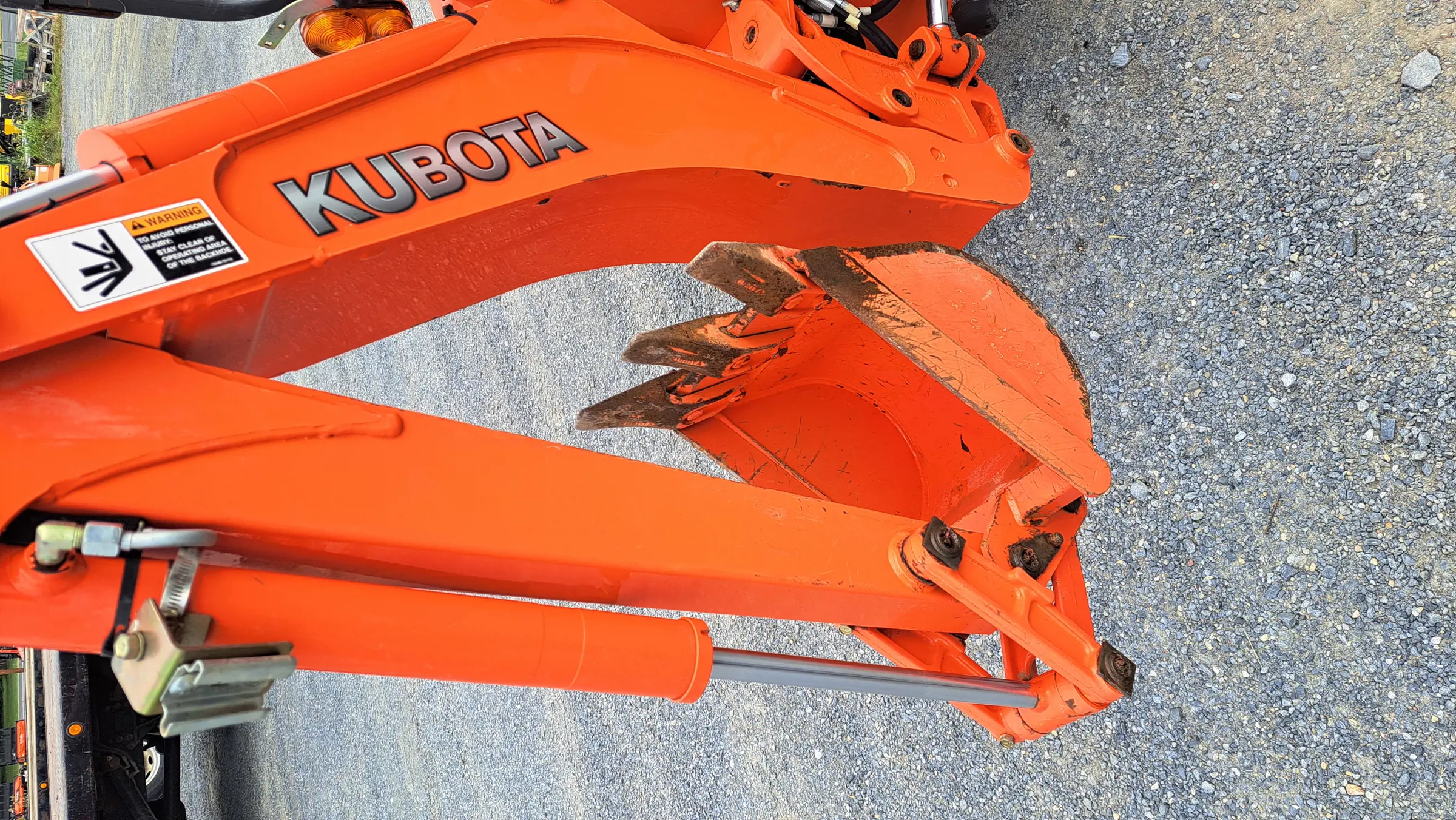 Kubota BX24LB-R