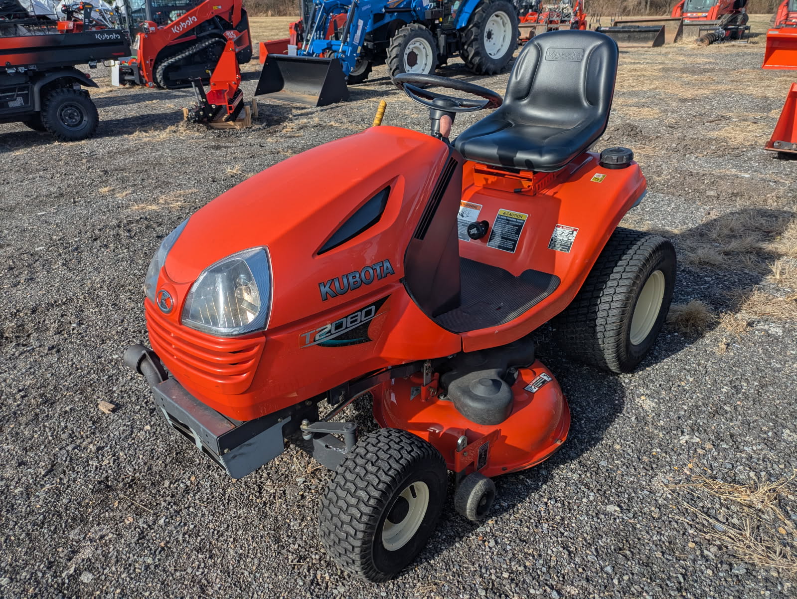 Kubota T2080