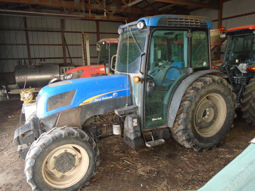 New Holland T4060F