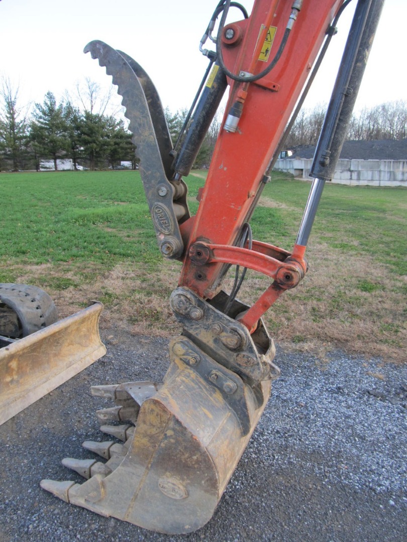 Kubota KX080-4