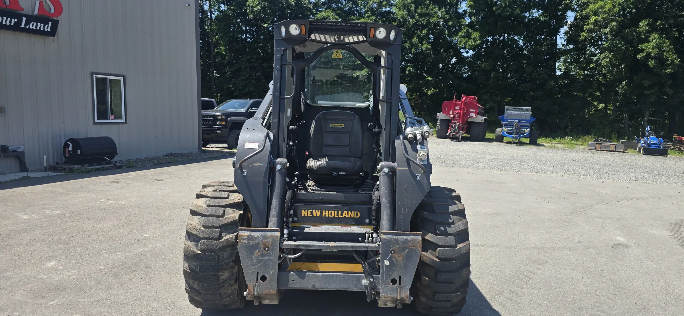 New Holland L334