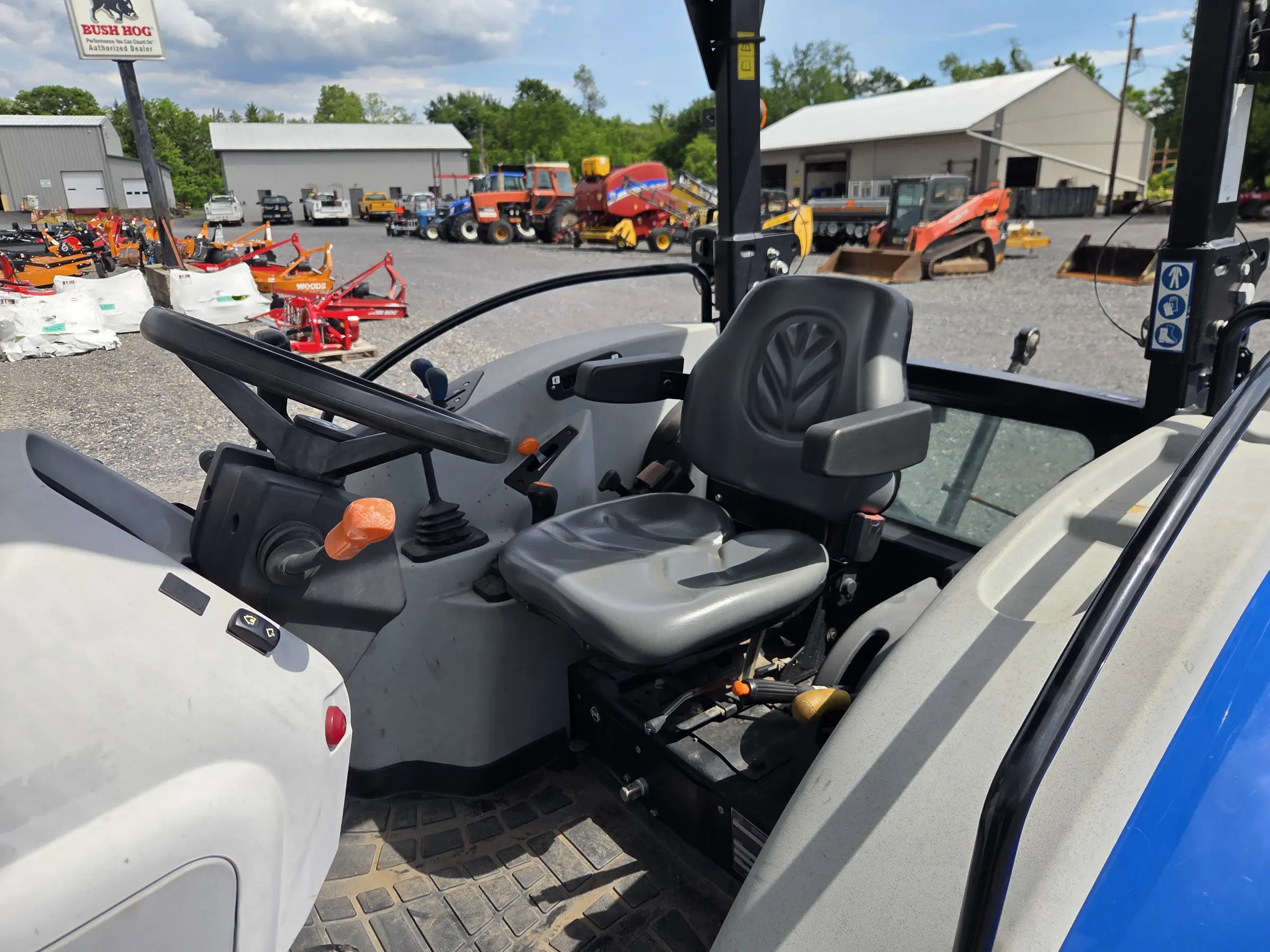 New Holland WM75