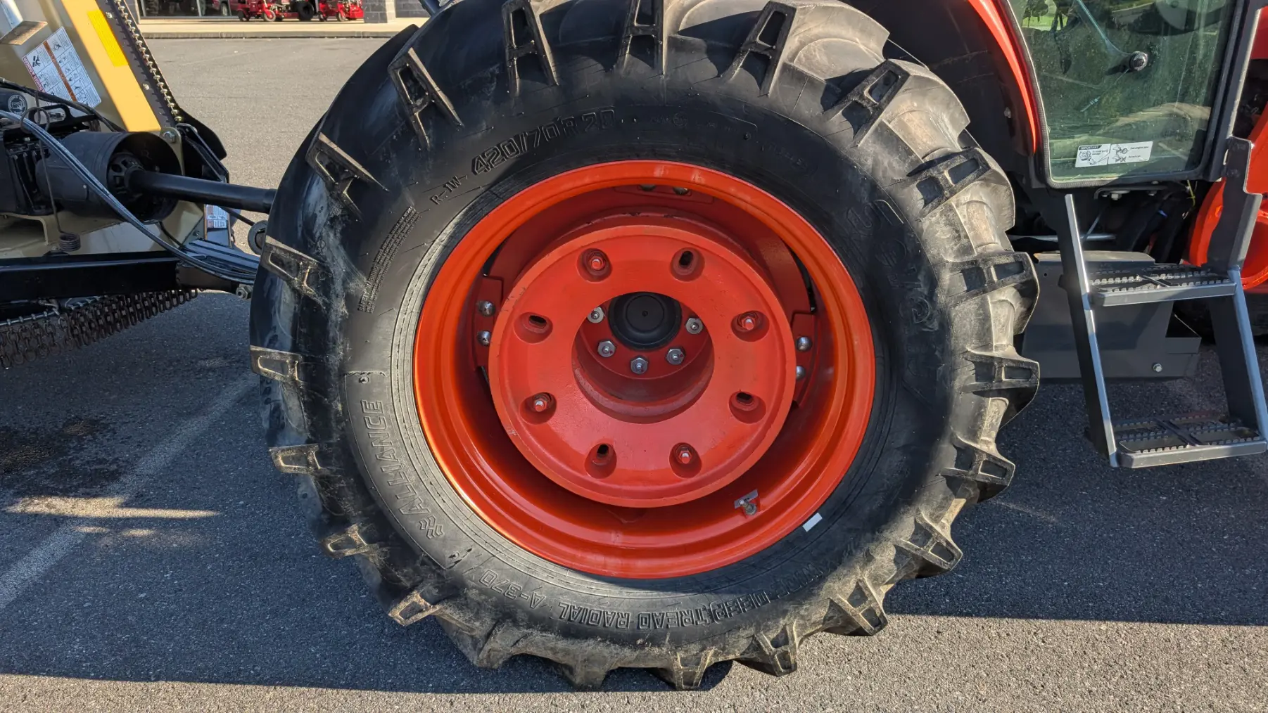 Kubota M6060HDC
