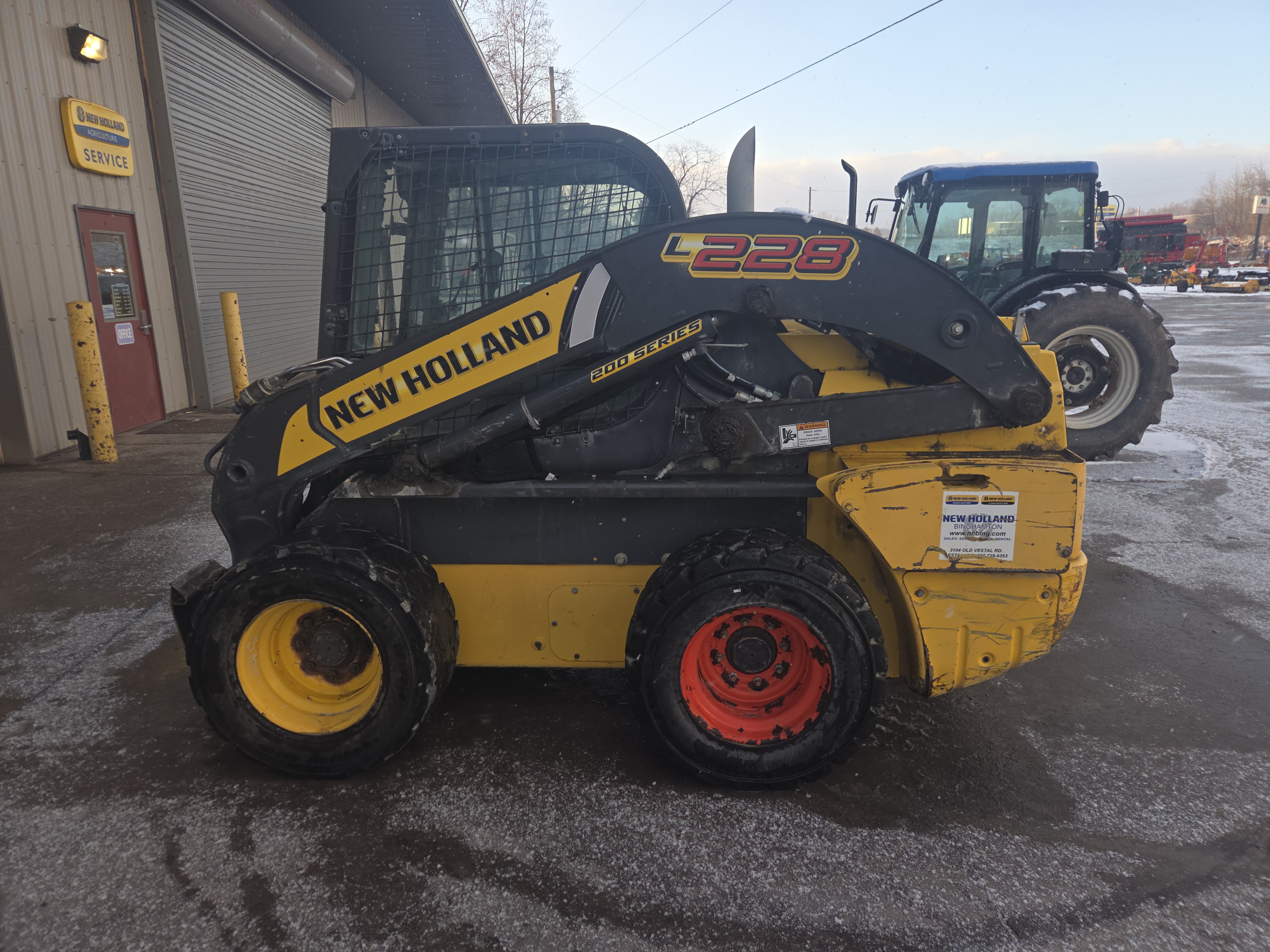 New Holland L228 T4 FINAL
