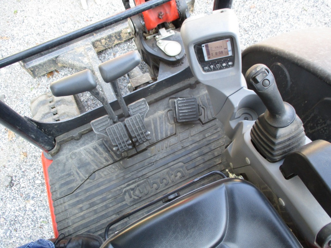 Kubota KX033-4R1