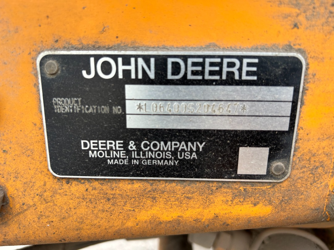 John Deere 6400
