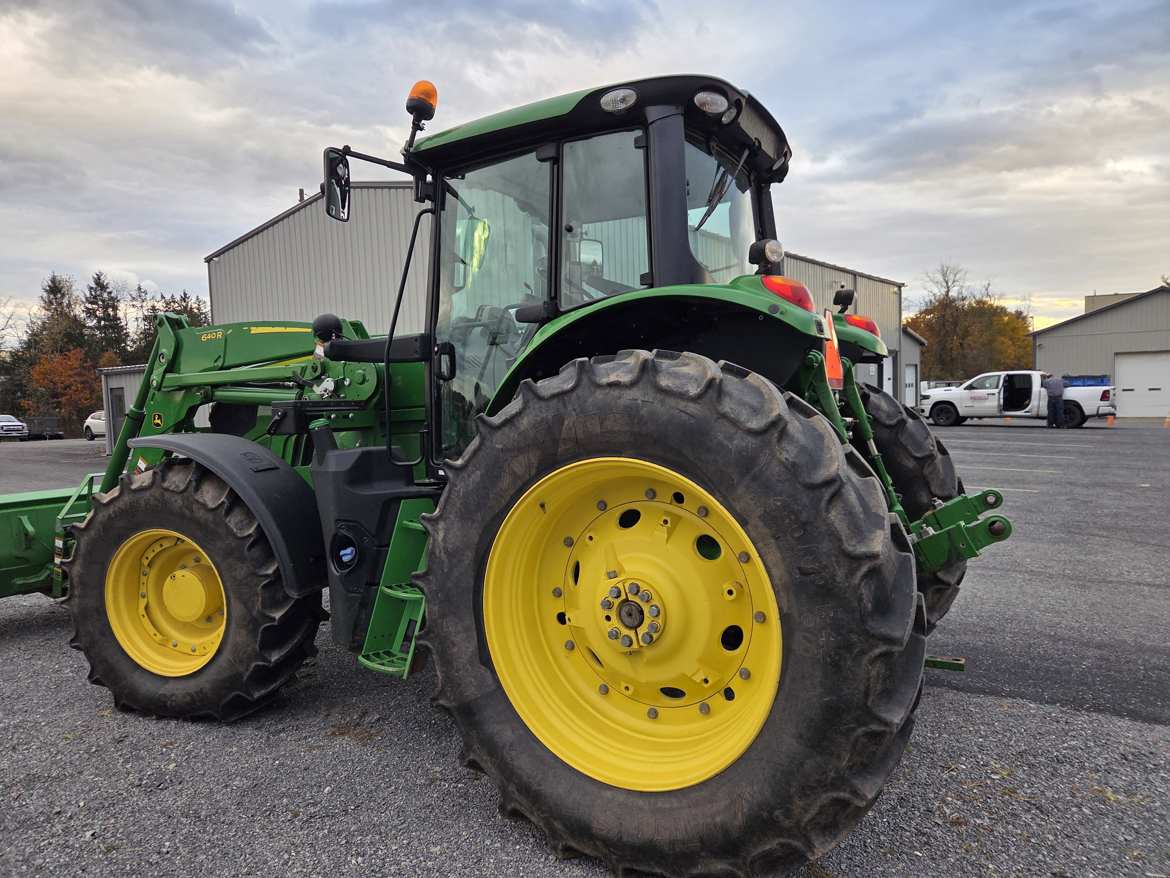 John Deere 6155M