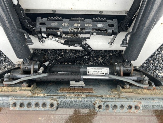 Bobcat S740