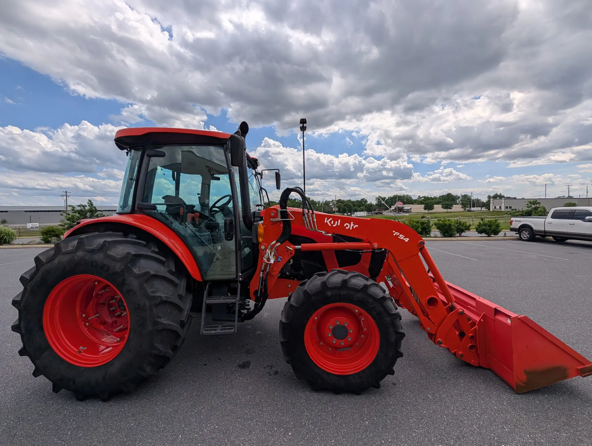 Kubota M5-111HDC12-1