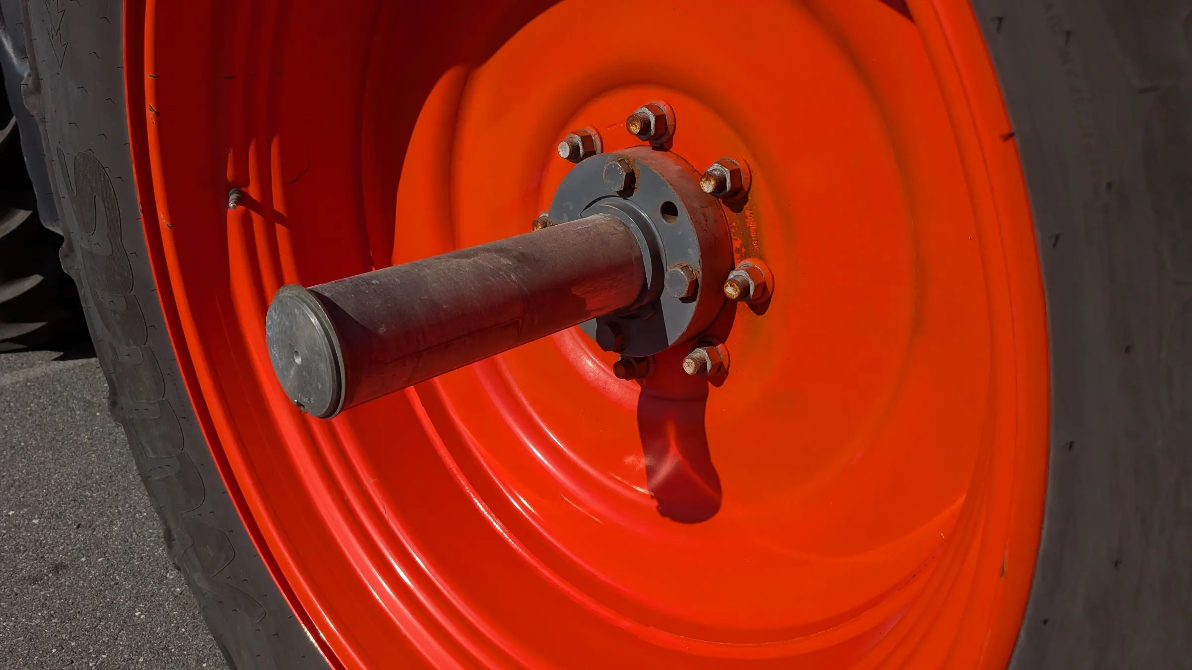 Kubota M7-172D