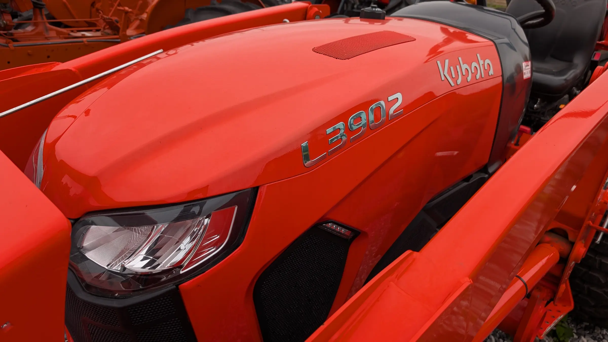 Kubota L3902HST