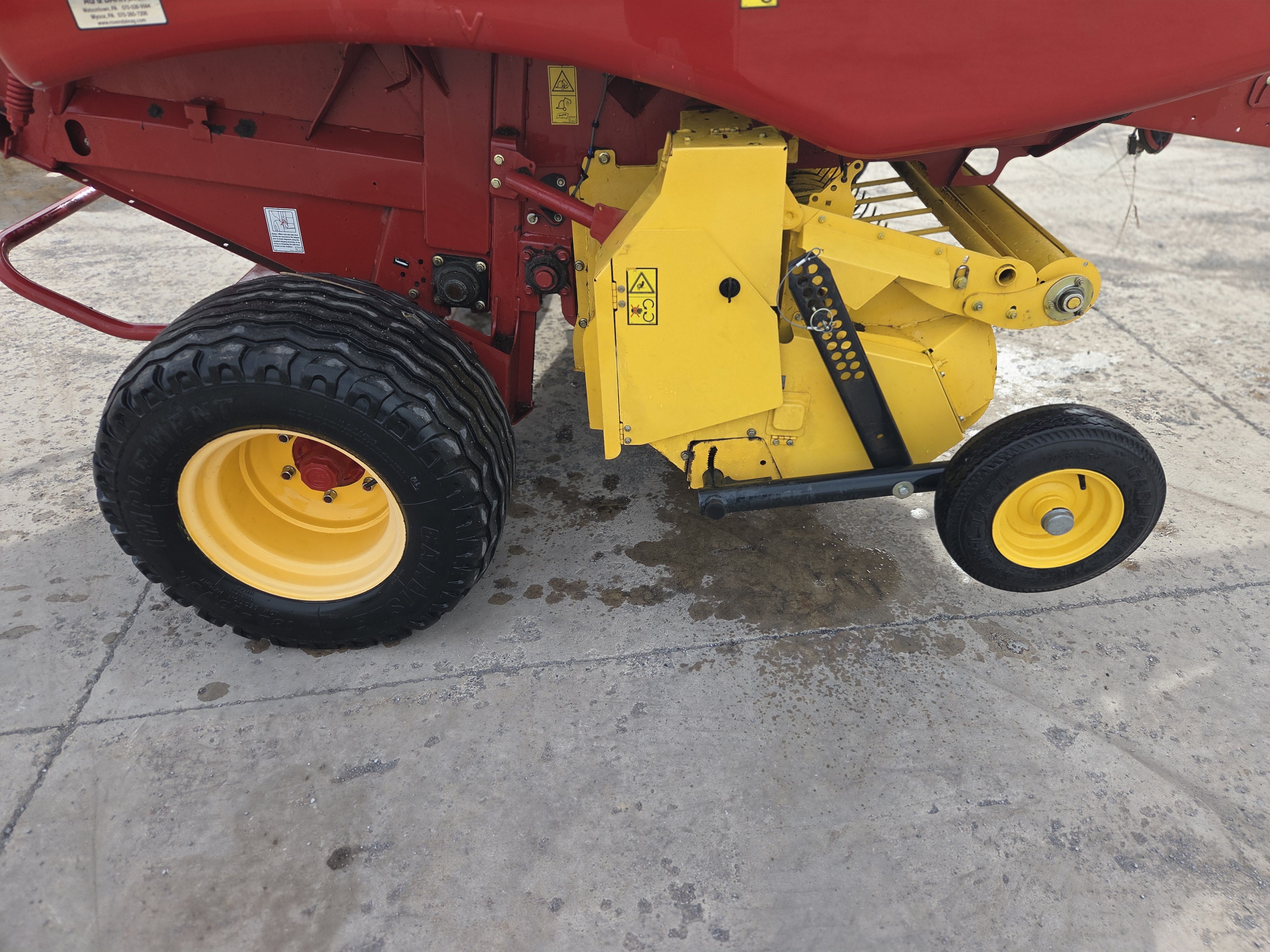 New Holland ROLL-BELT 450SN