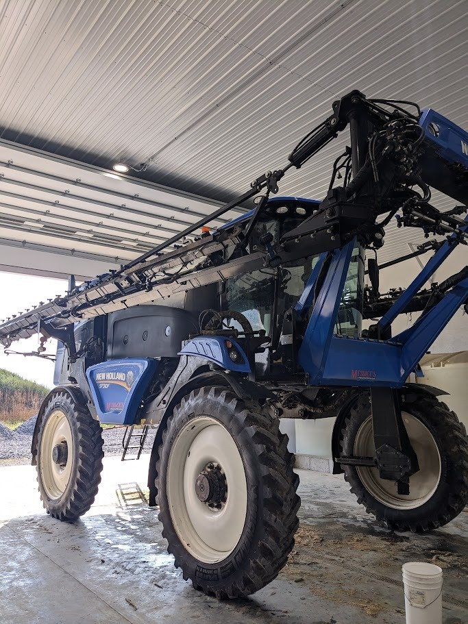 New Holland SP310F