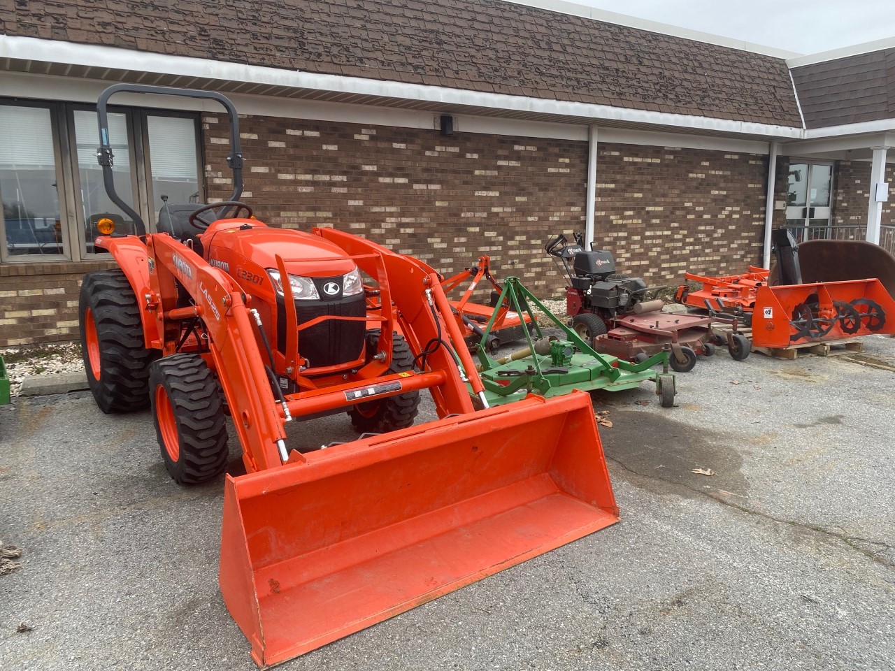 Kubota L3301HST