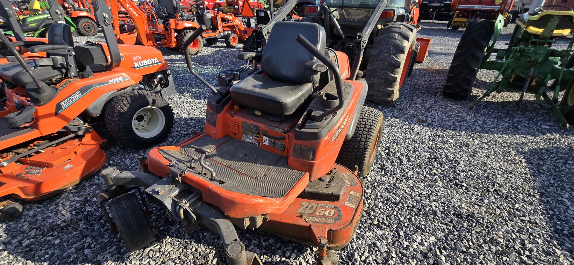 Kubota ZD326P-60