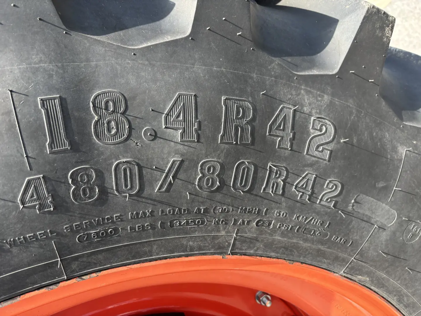 Kubota M7-152K