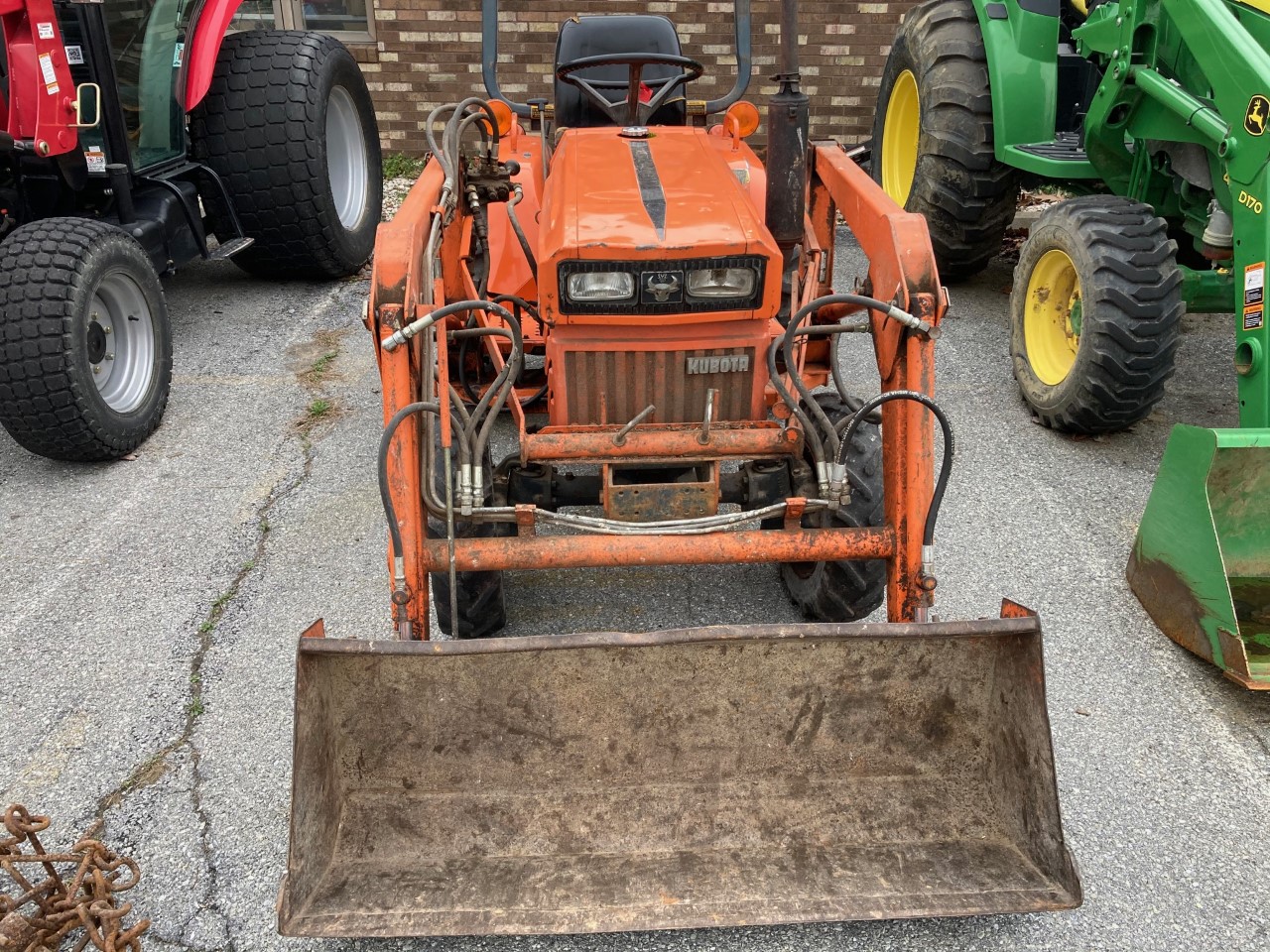 Used Kubota B7200