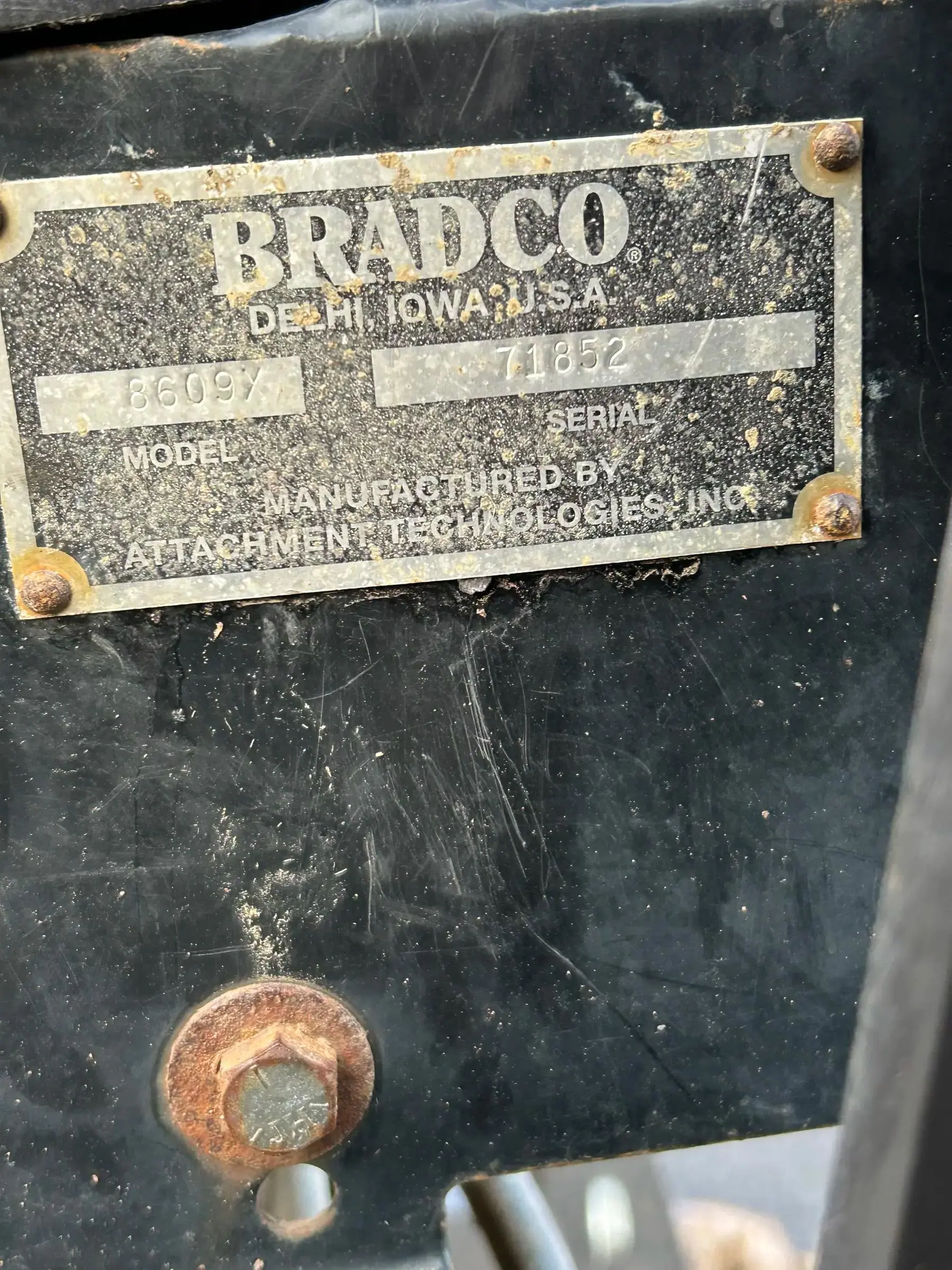 Bradco 609