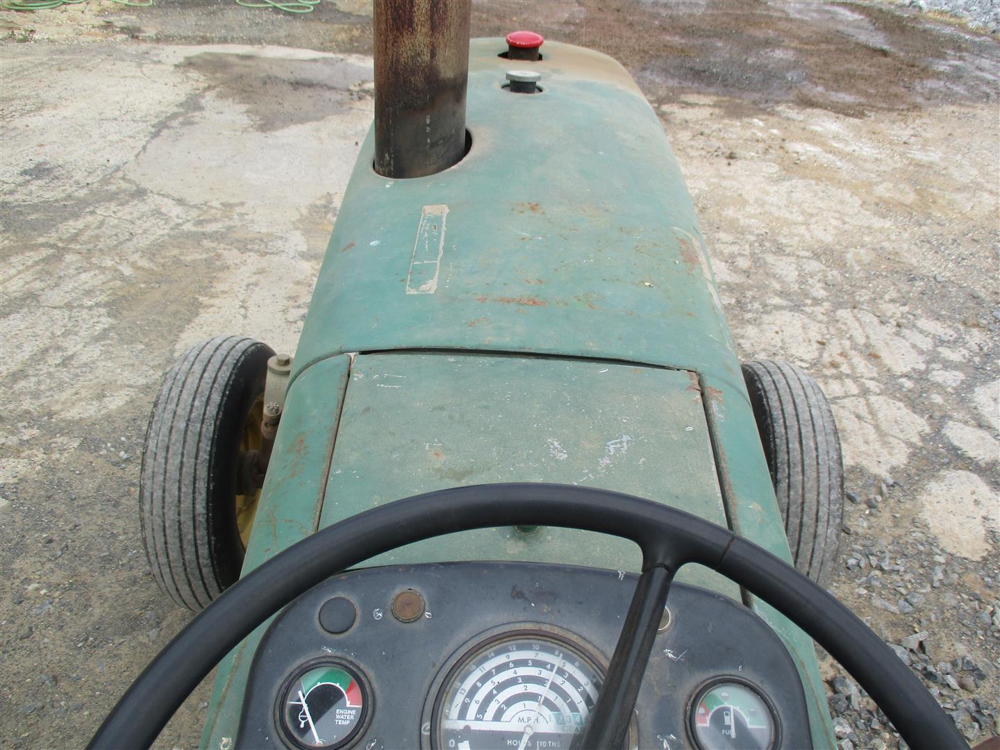 John Deere 2440