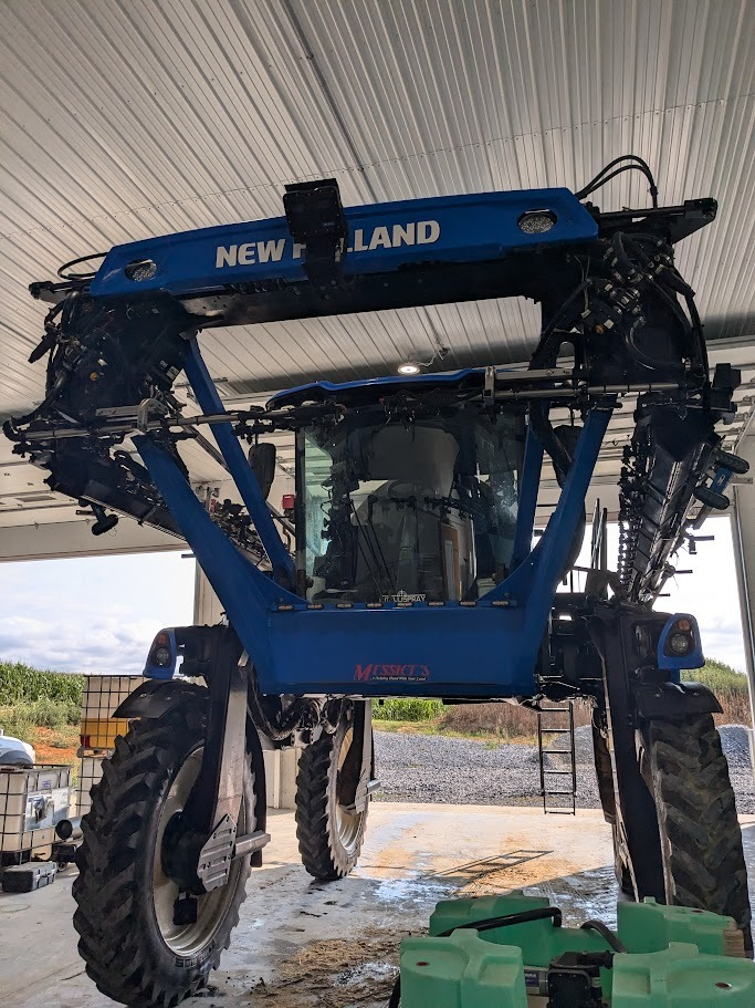 New Holland SP310F