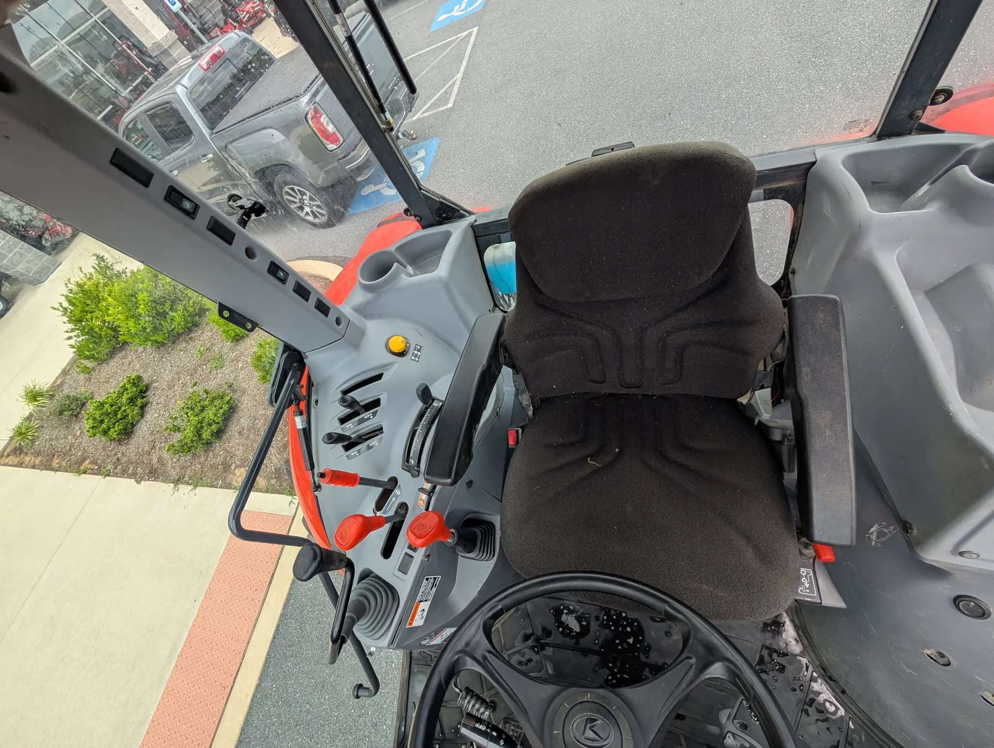 Kubota M5-111HDC12-1