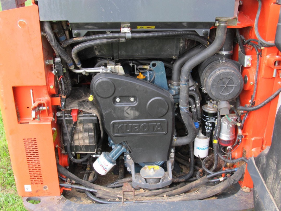 Kubota SSV75HRC