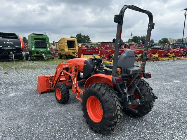 Kubota LX2610HSD