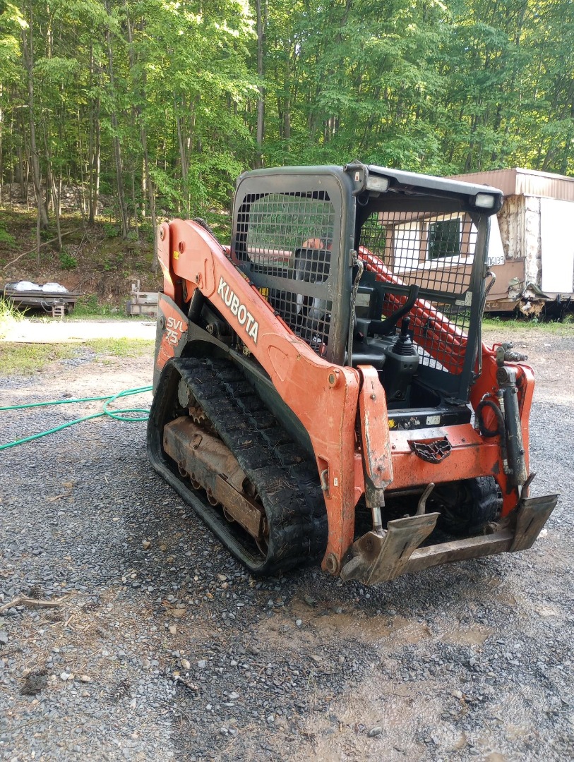 Kubota SVL75-2W