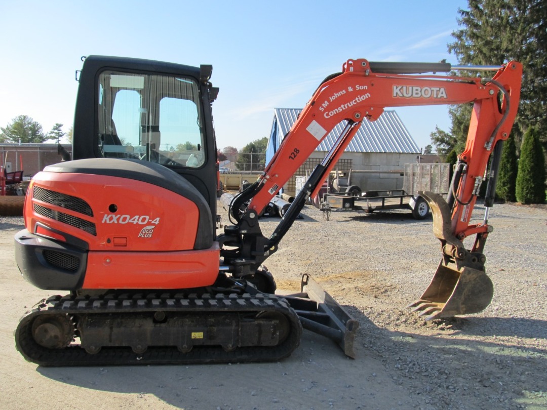 Kubota KX040-4R3