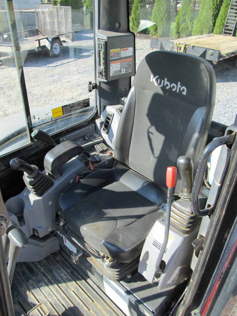 Kubota KX040-4R3