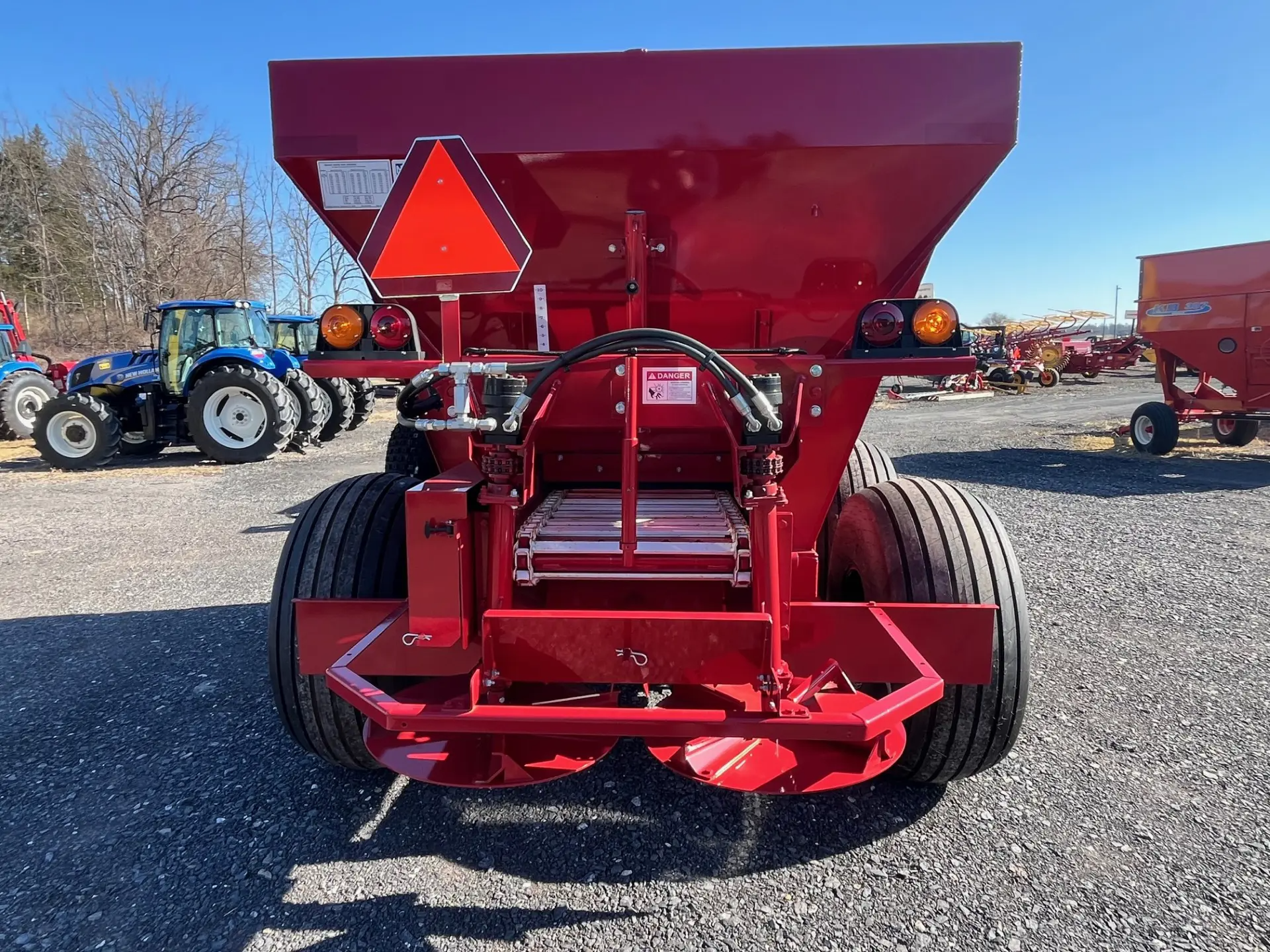 Stoltzfus Spreader CU80