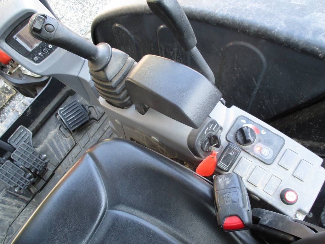 Kubota KX033-4R1