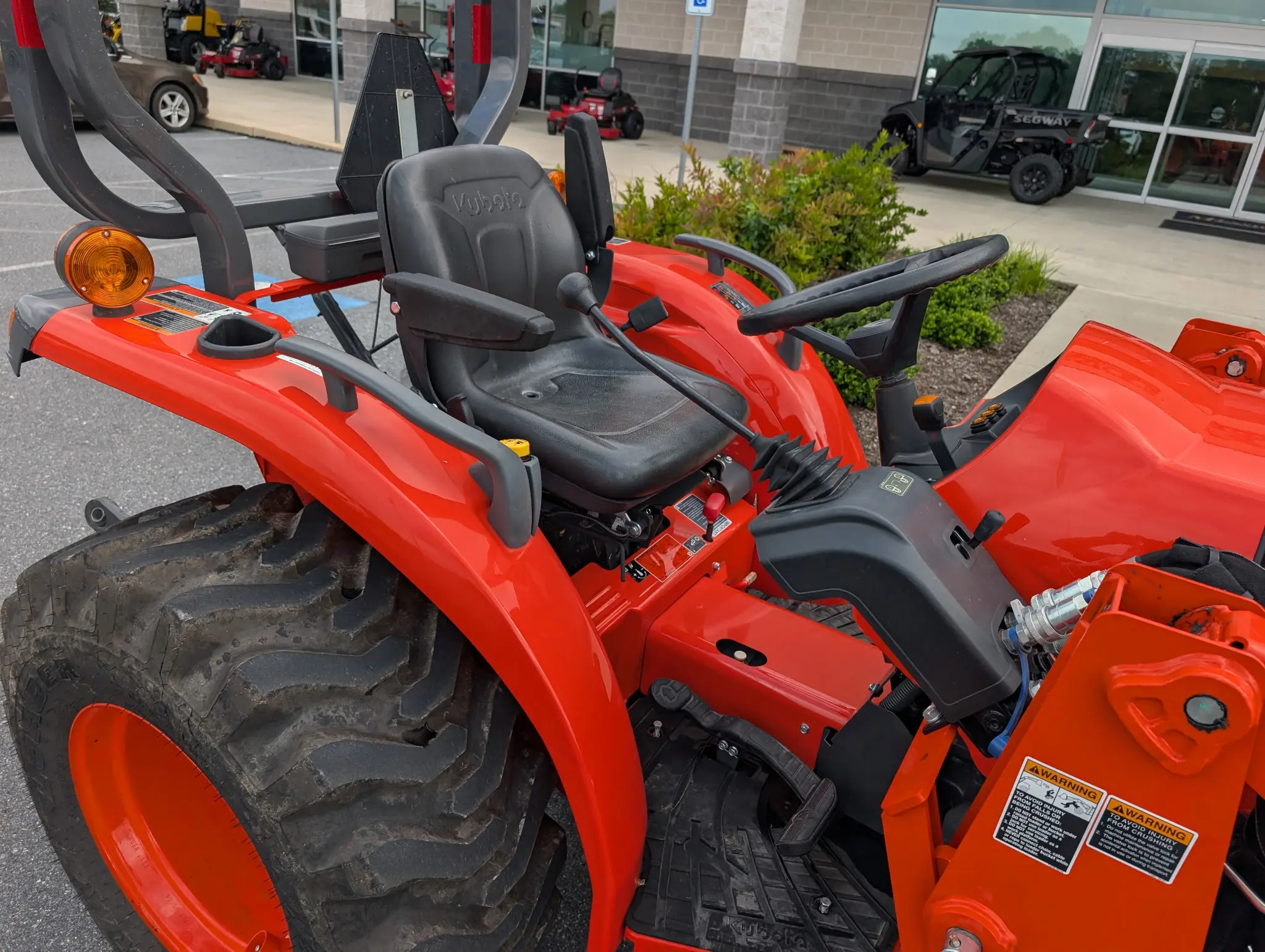 Kubota L3302HST-50