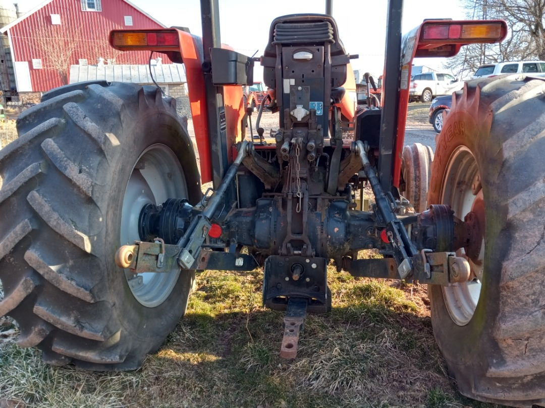Massey Ferguson 4253