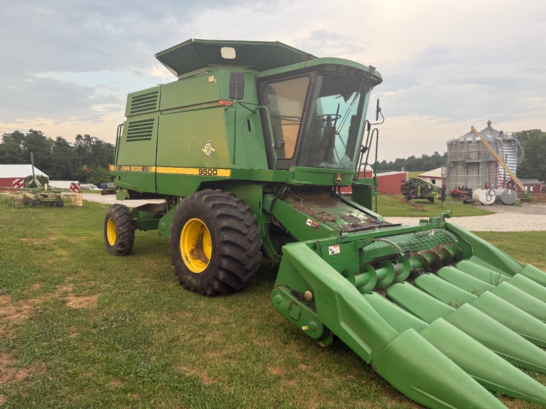 John Deere 9500