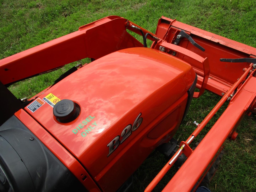 Kubota B26