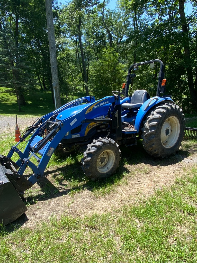 New Holland BOOMER 4060