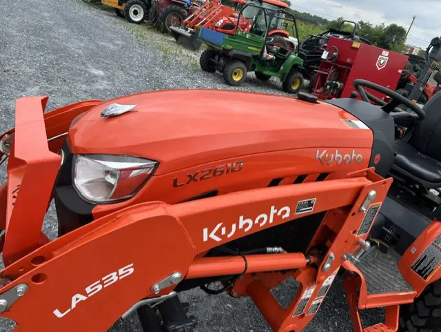 Kubota LX2610HSD