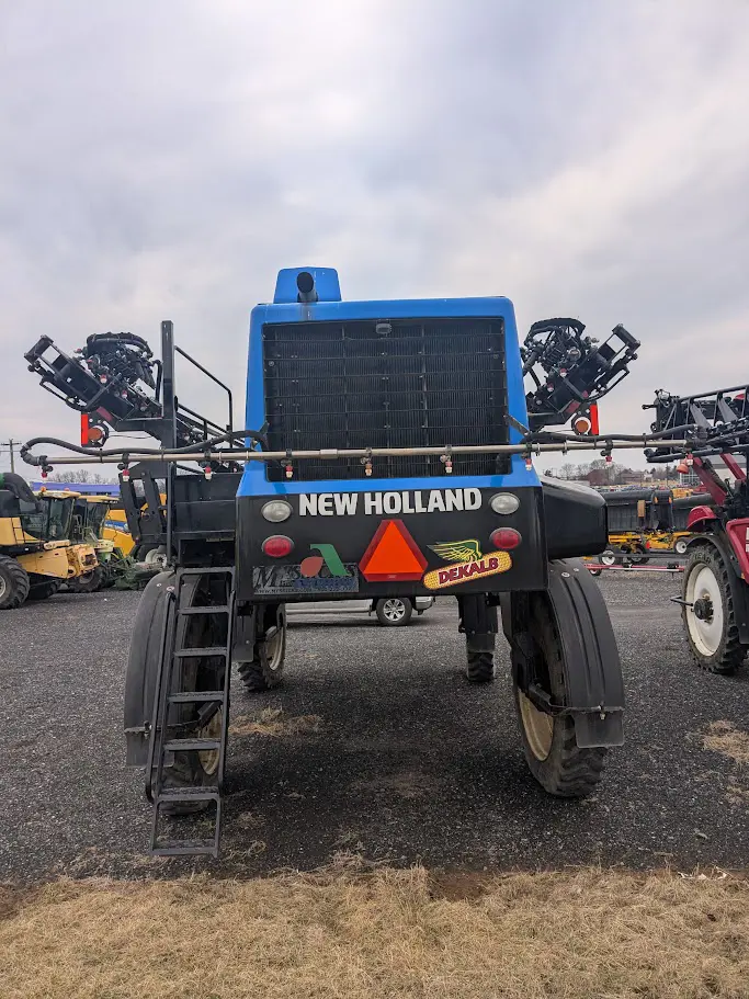 New Holland SP.333F