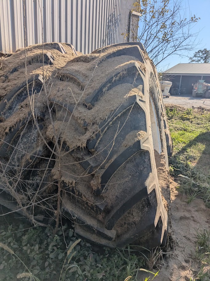 New Holland SP.365F