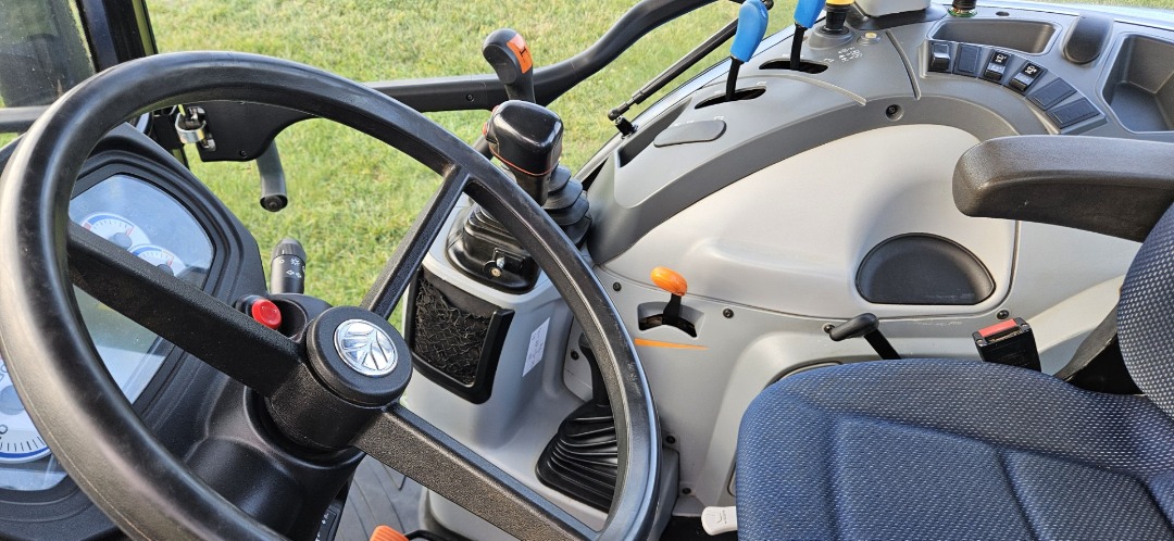 New Holland POWERSTAR 110 PS CAB