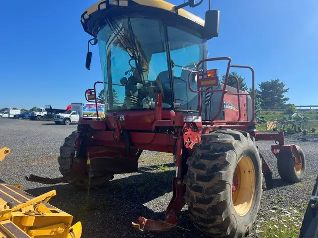 New Holland H8080