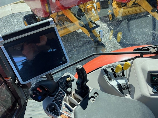 Kubota m7-151