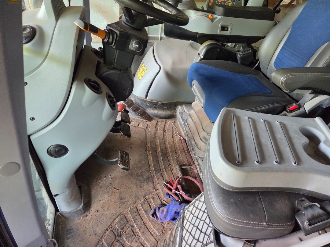 New Holland T7.230 AUTO COMM